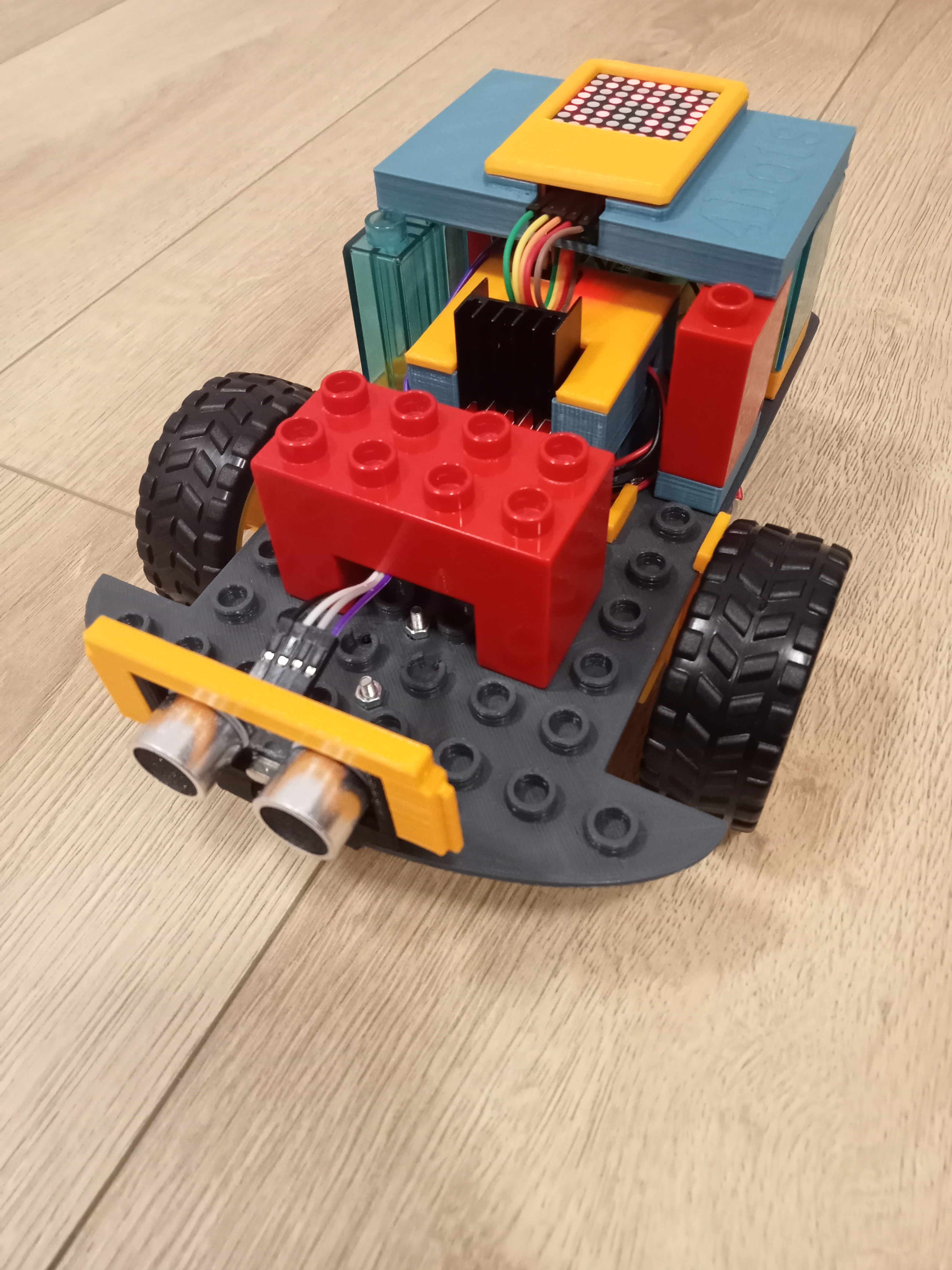 Programmable 2wd robot