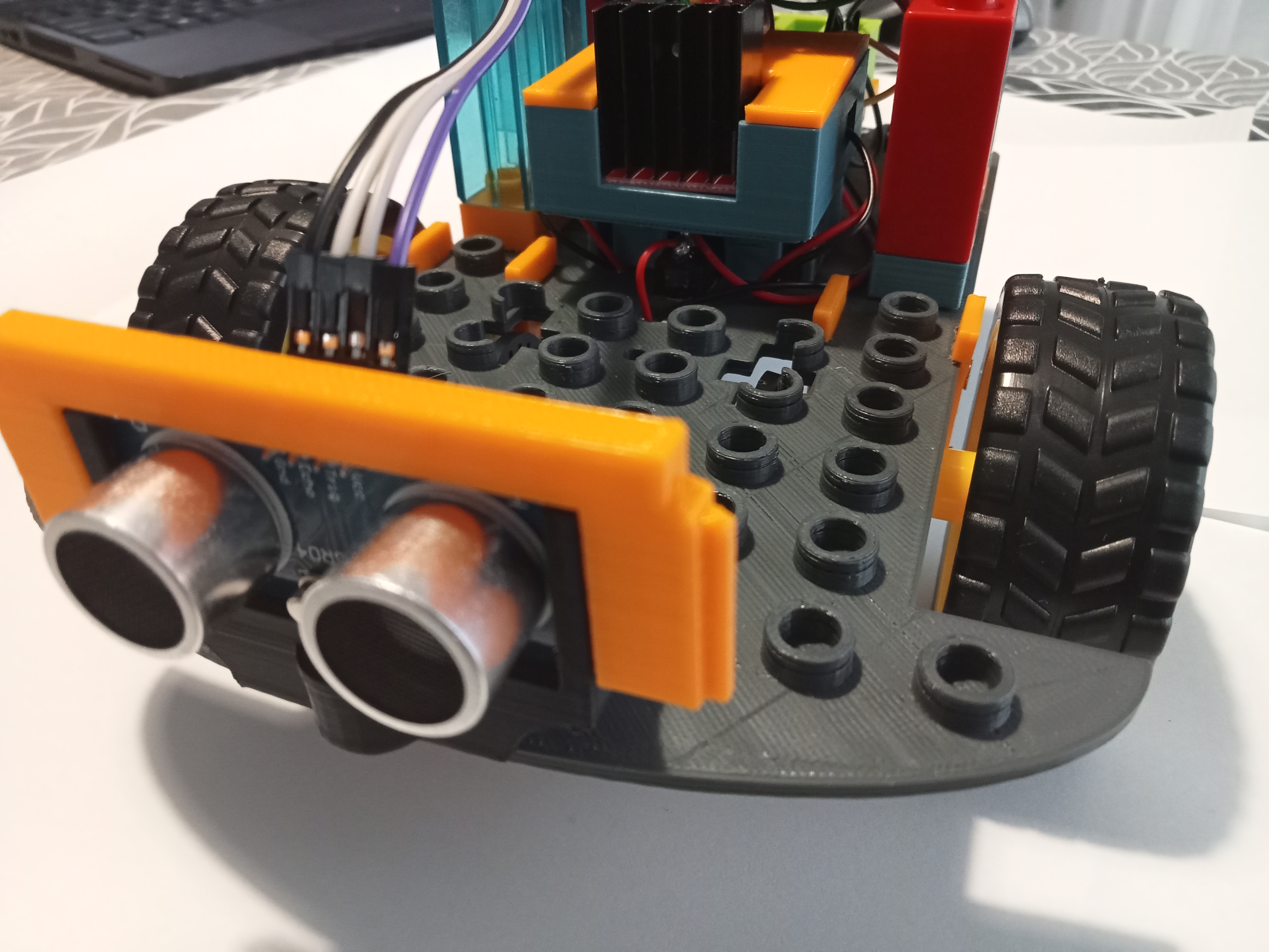 Programmable 2wd robot — thumbnail 9
