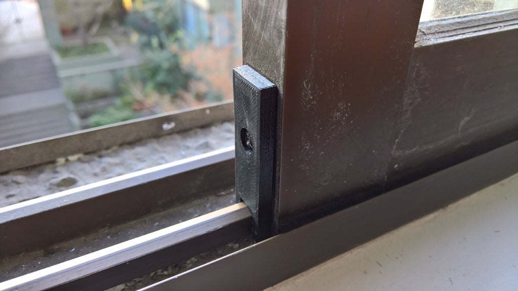 Sliding Aluminium Window parts - rail cover and lock