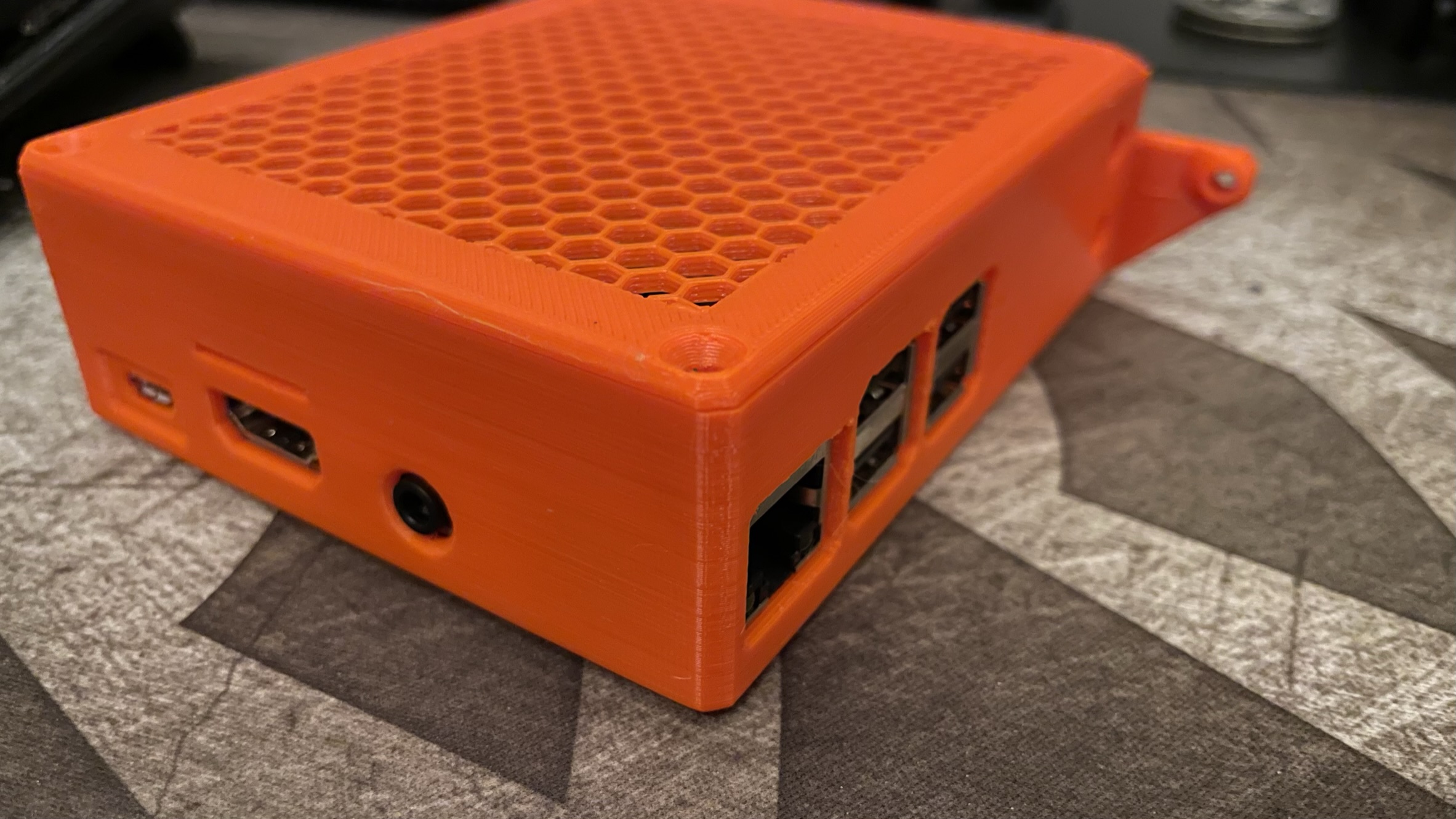 Raspberry Prusa Case i3mks+ by b4de4nd | Download free STL model ...