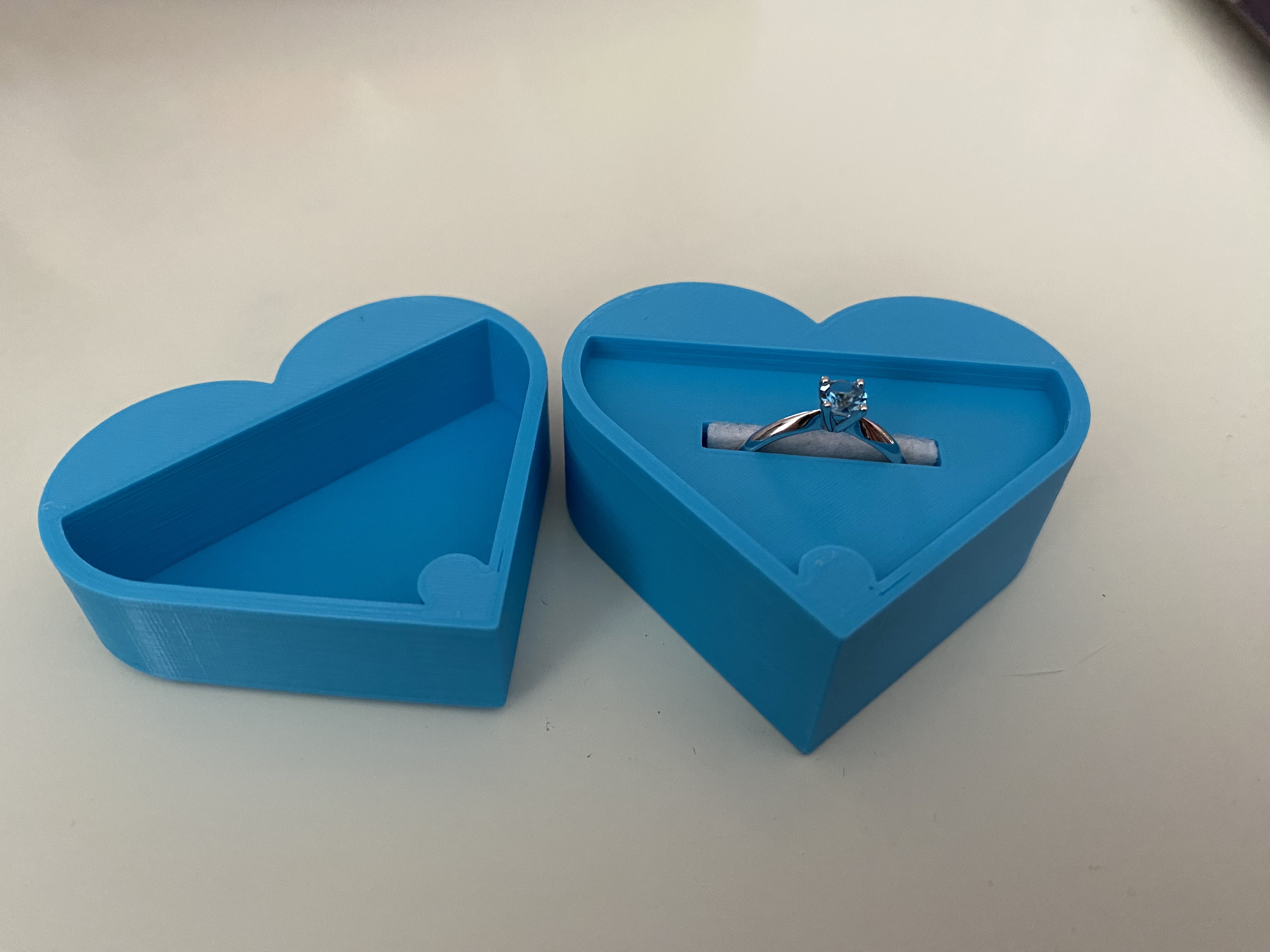 Heart ring box