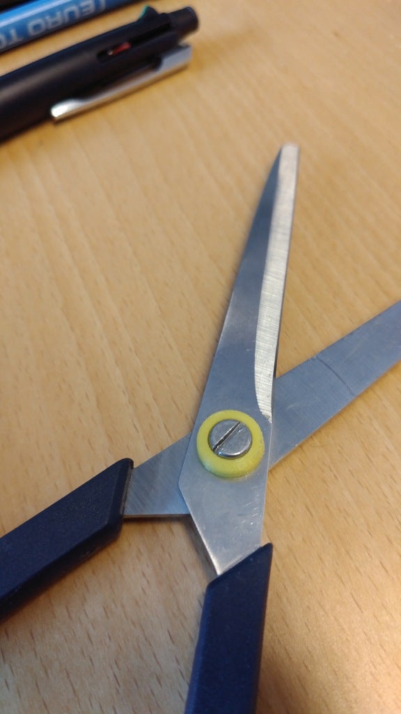 Fulton's Scissors Replacement middle pin