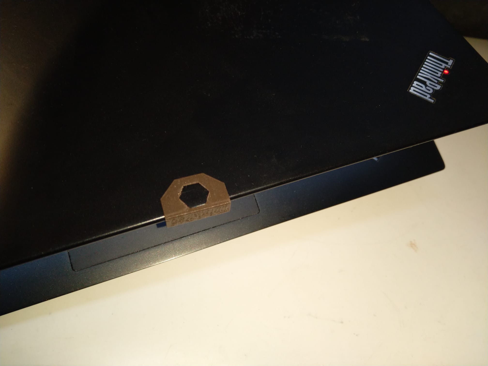 Lenovo Thinkpad Privacy Clip