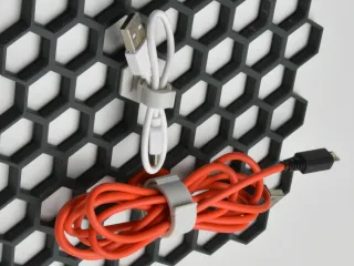 Dremel 4250-4300 Holder with separate cable rack for Honeycomb Wall por  Warlogh, Descargar modelo STL gratuito
