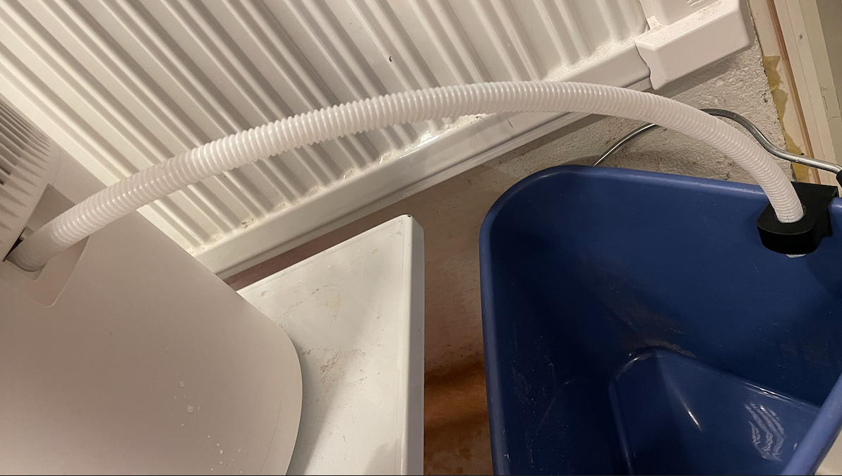 Bucket Tubing Clip