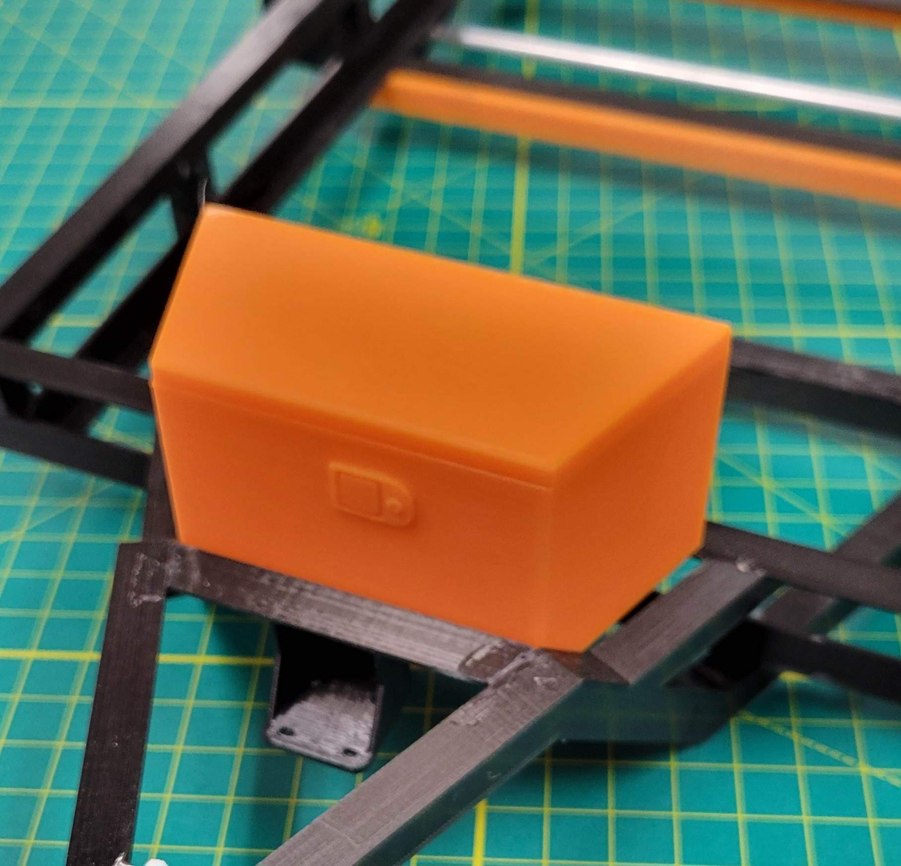 1/10 SCALE RC TRAILER TOOLBOX