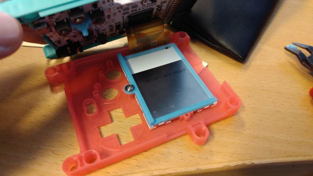 Pokitto LCD holder
