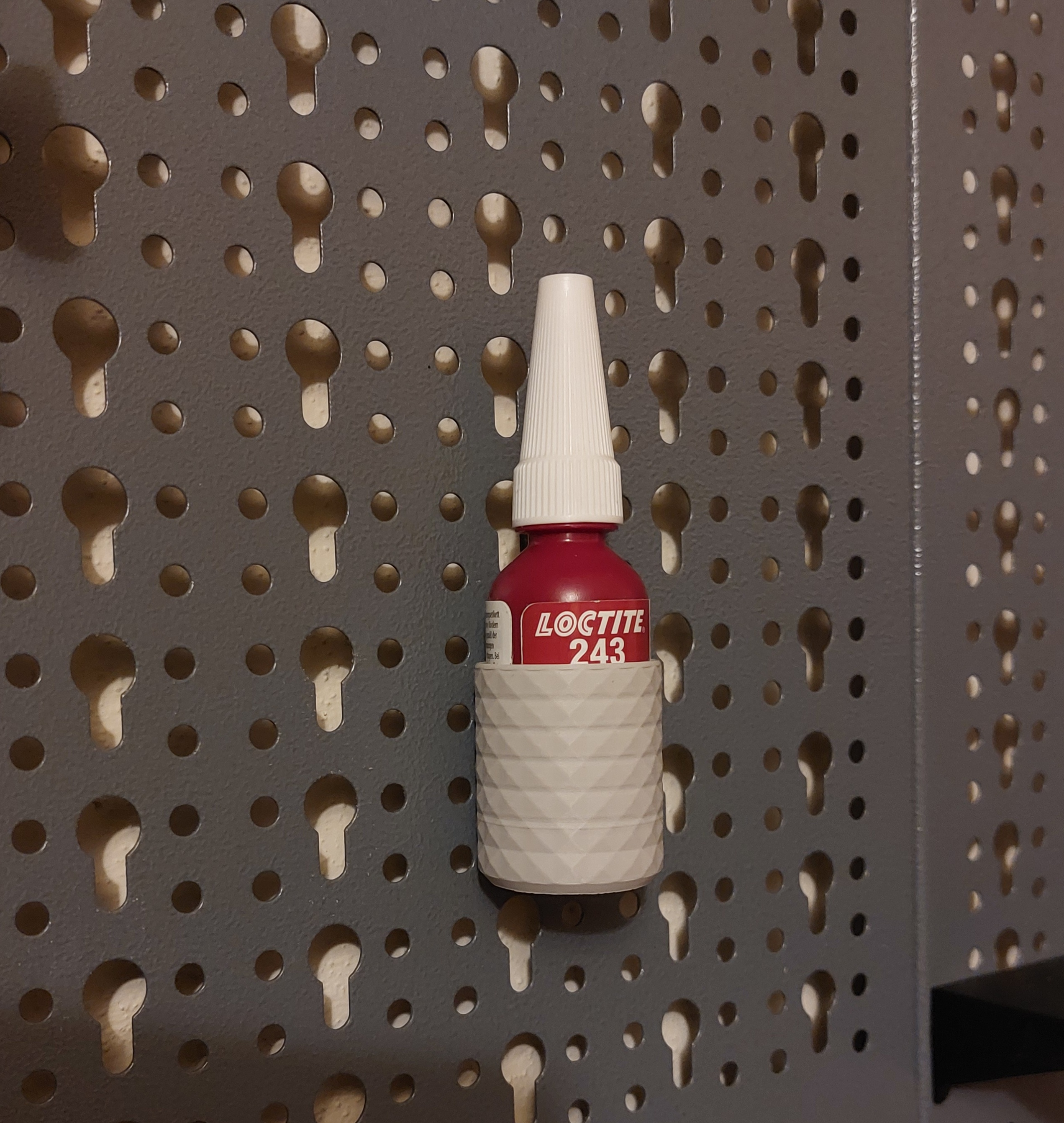 Kuepper Küpper pegboard Loctite threadlocker holder