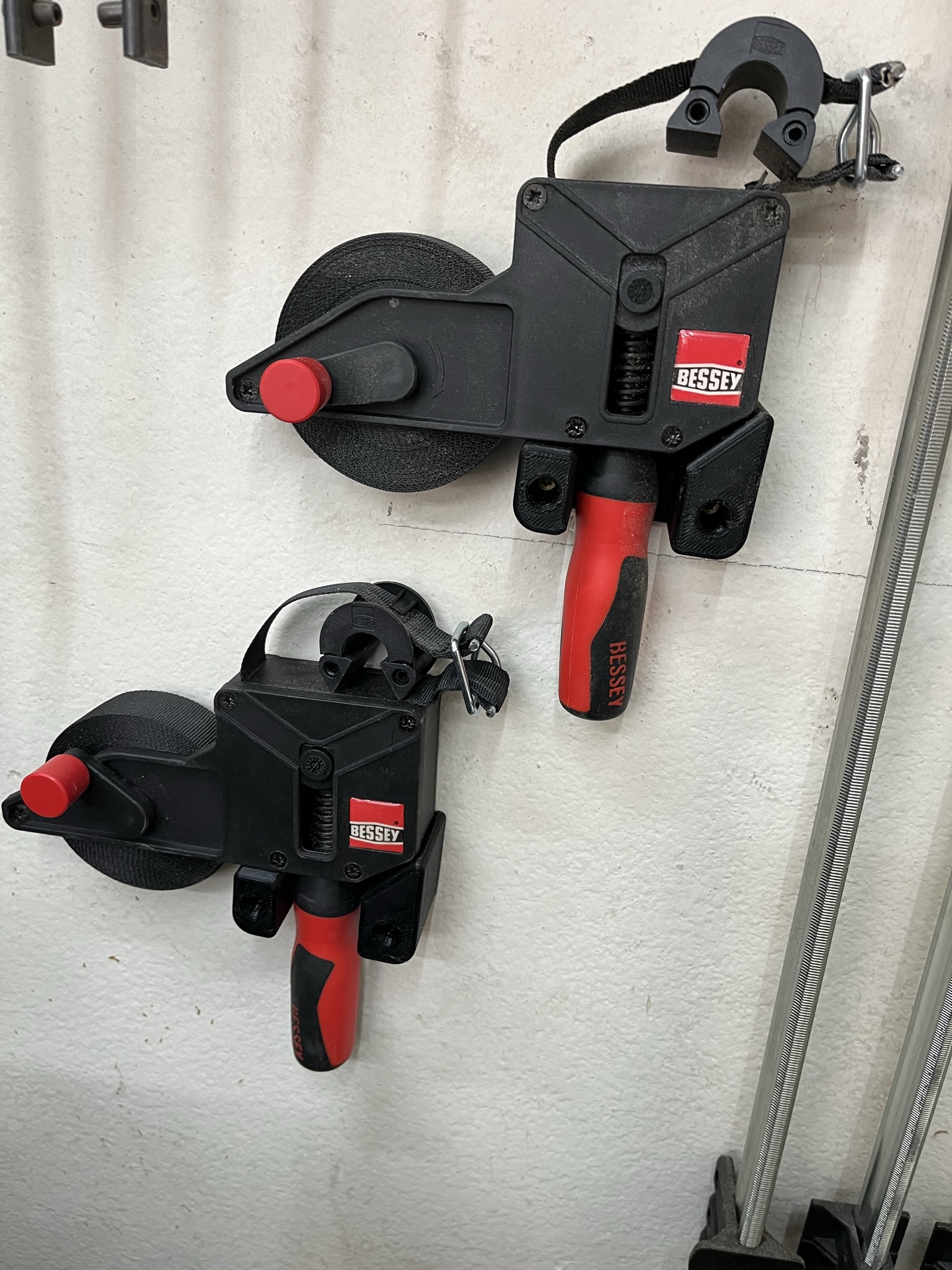 Bessey Strap Clamp Wall Mount by greecher Download free STL model