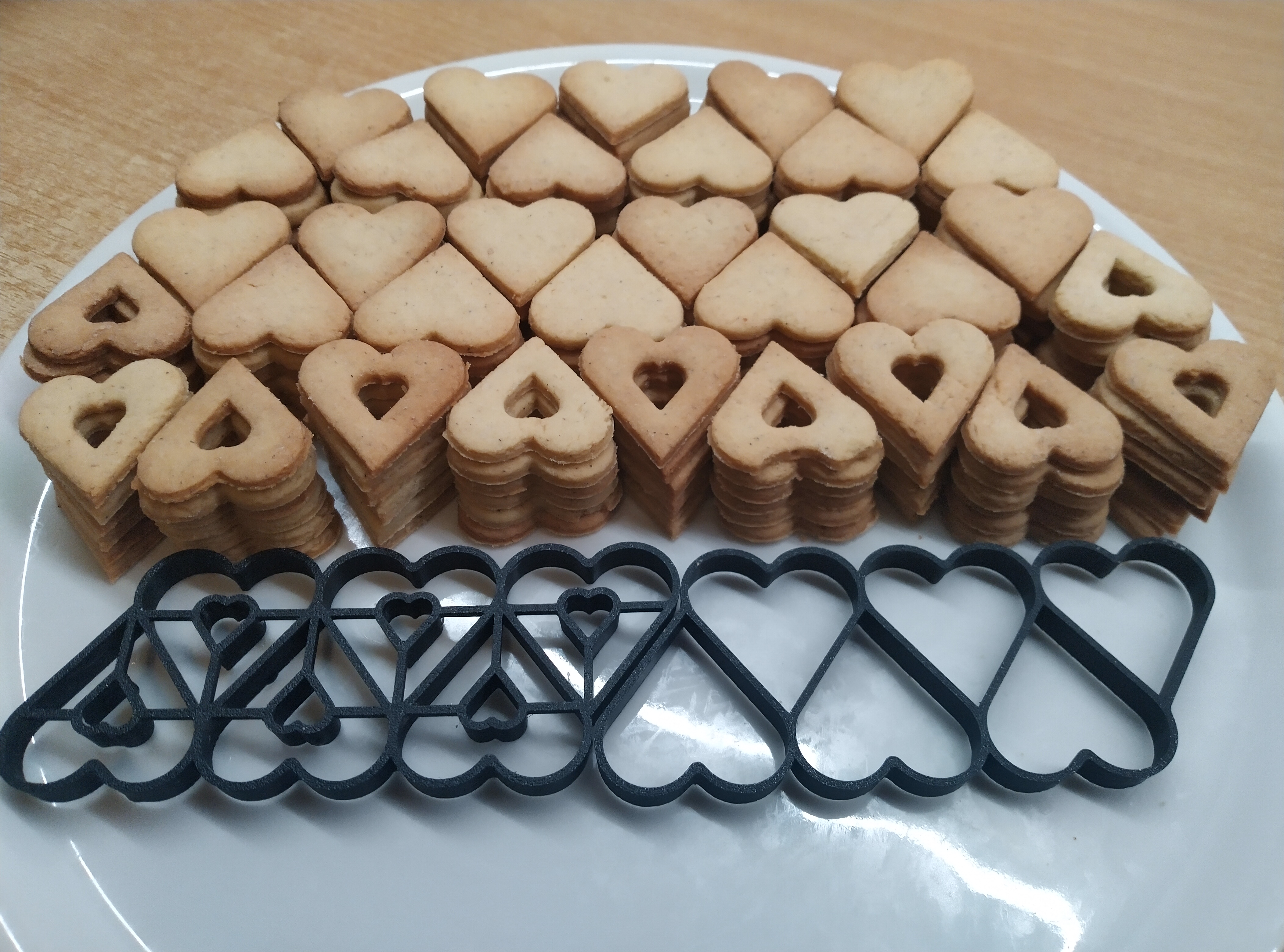 Cookie cutter set - 6 hearts
