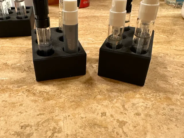 Cologne Sample Holder v2