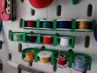 Skadis thread spool holder by StreelyDan