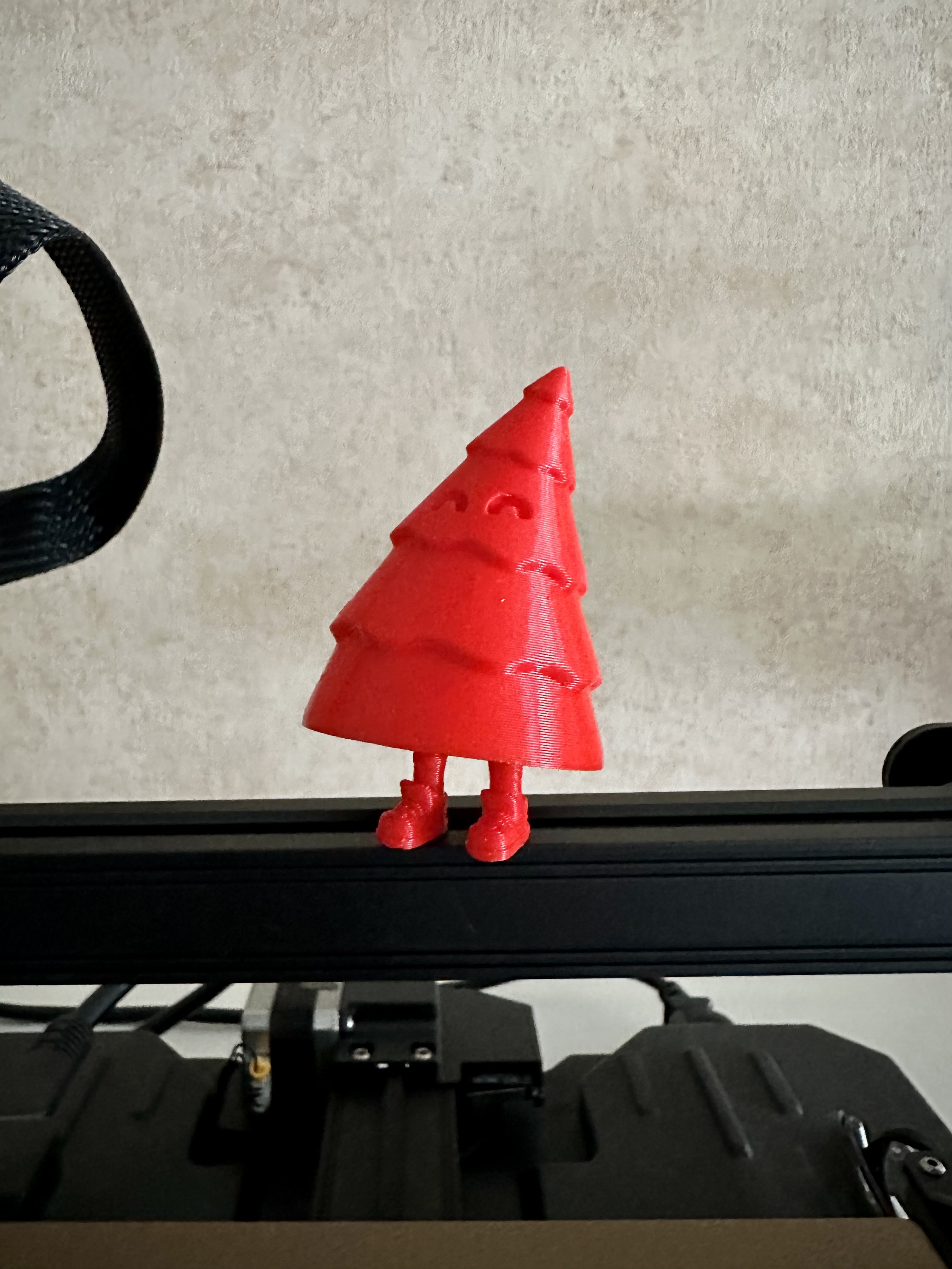 cute (print in place) Christmas tree with shoes