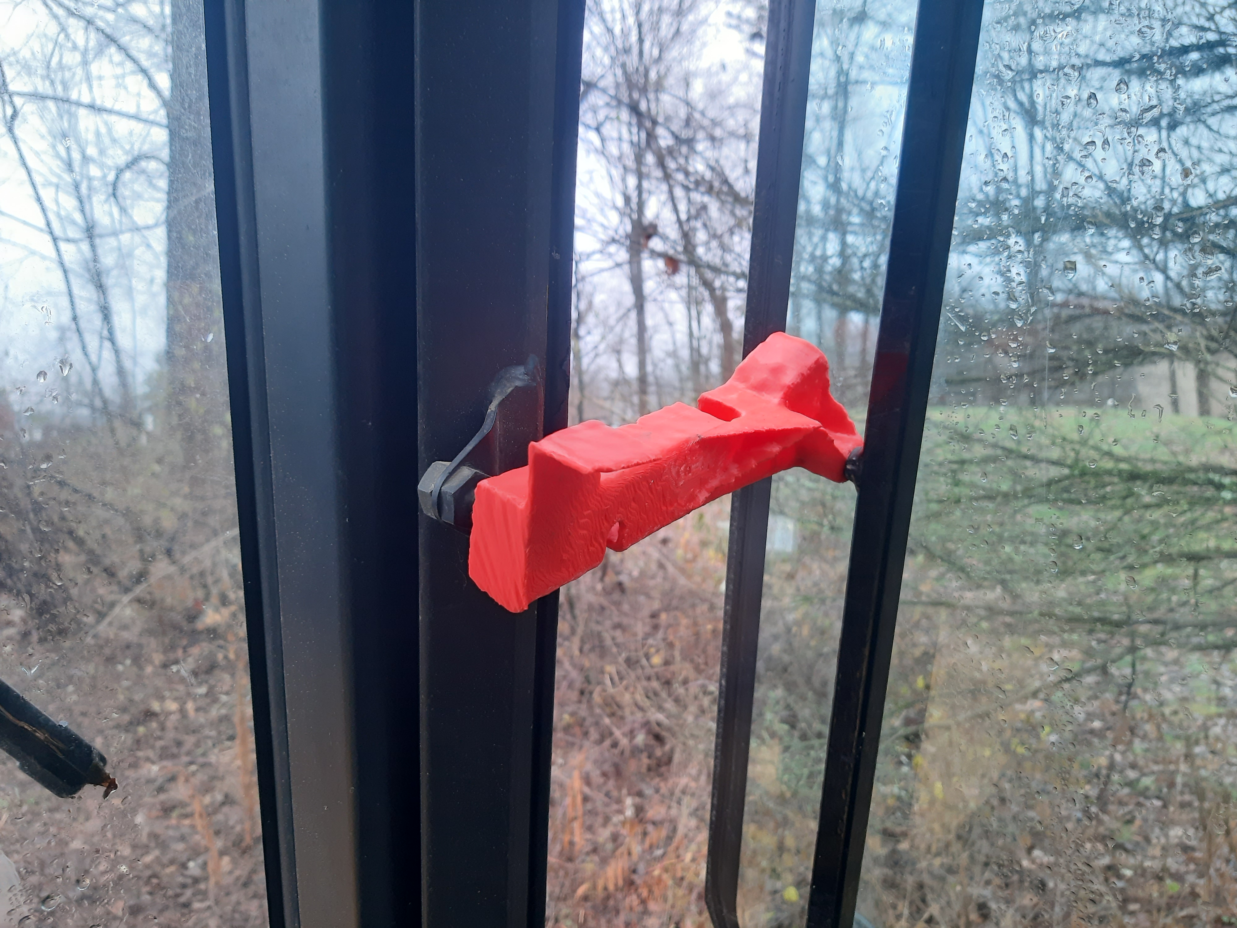 Miniatura 3 do modelo 3D Ford 555c Backhoe Window latch