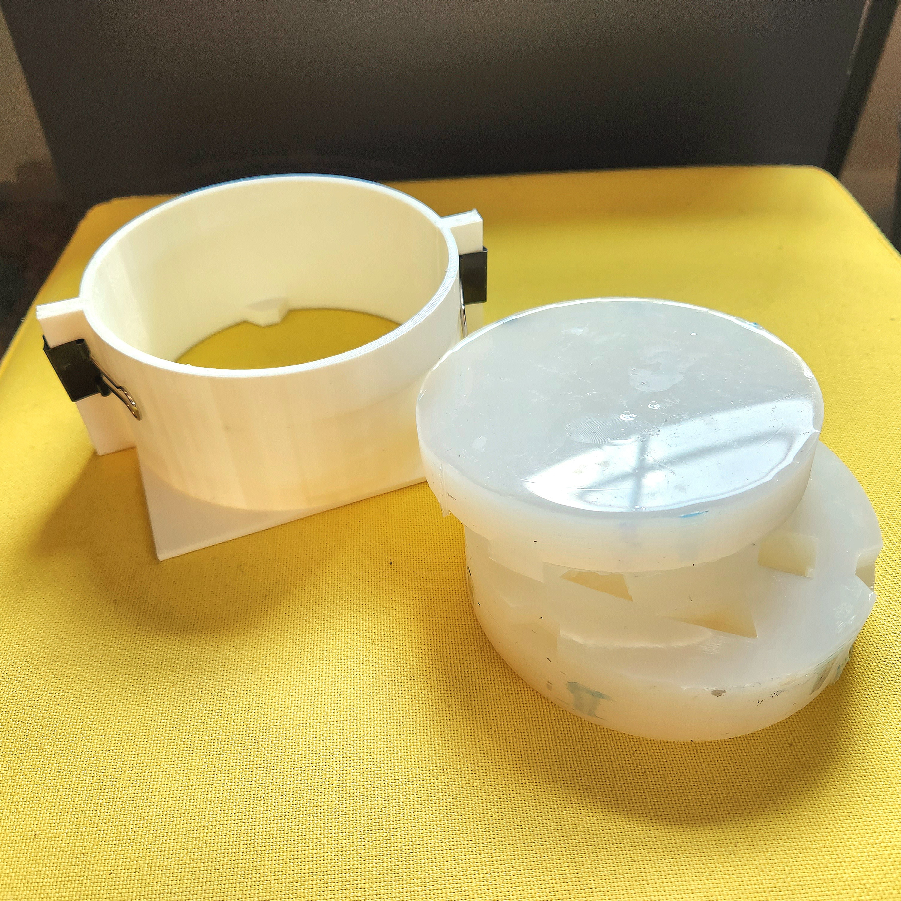 4in round block mold box for making 2 part silicone molds, ideal for full sets of dice