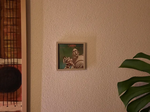 CD Wall decoration with magnets