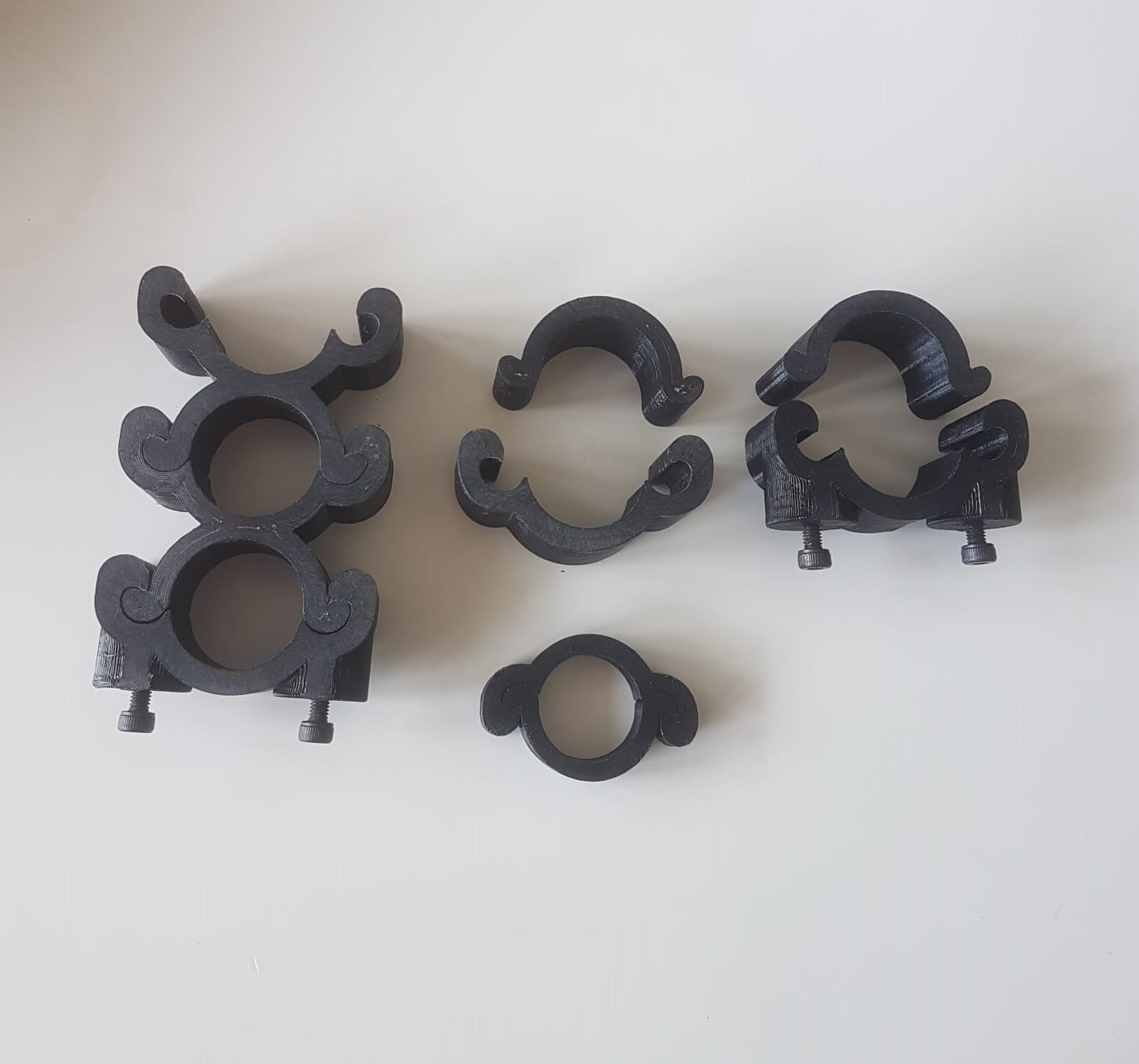 Screwless clamp
