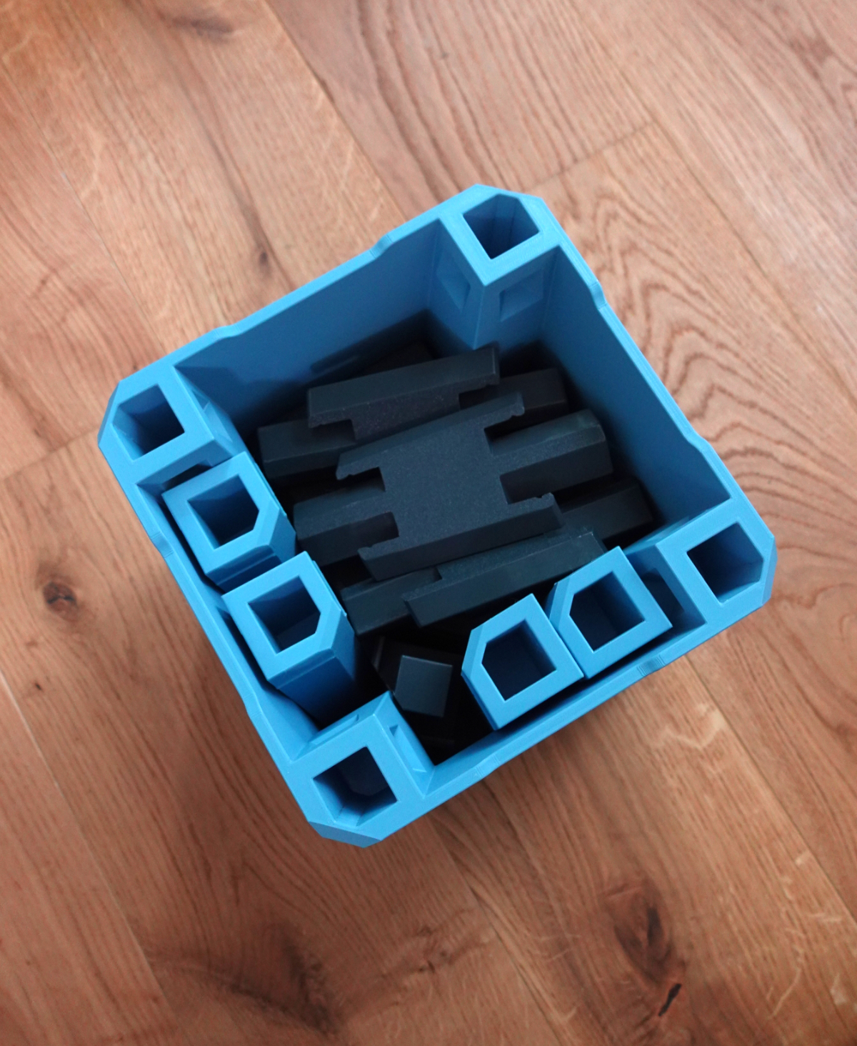 Miniatura 8 do modelo 3D Stool is the box