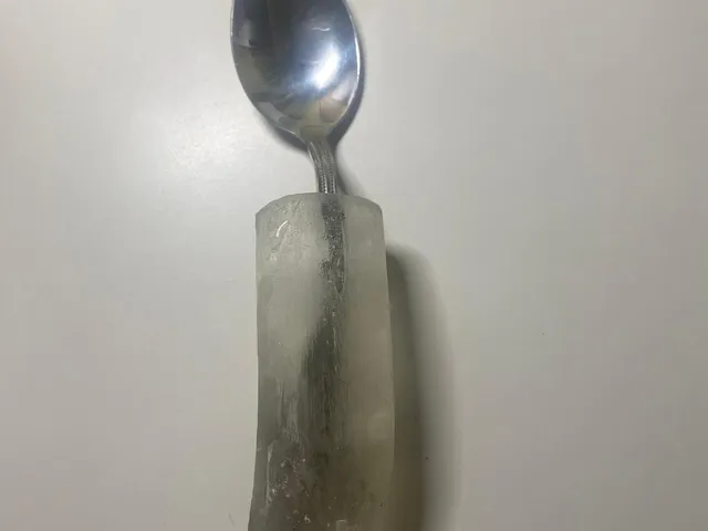 Cuchara con mango adaptado