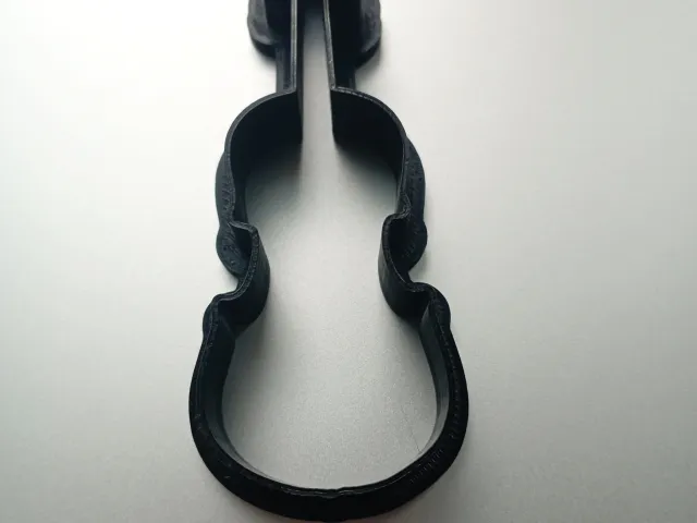 Violin cookie cutter