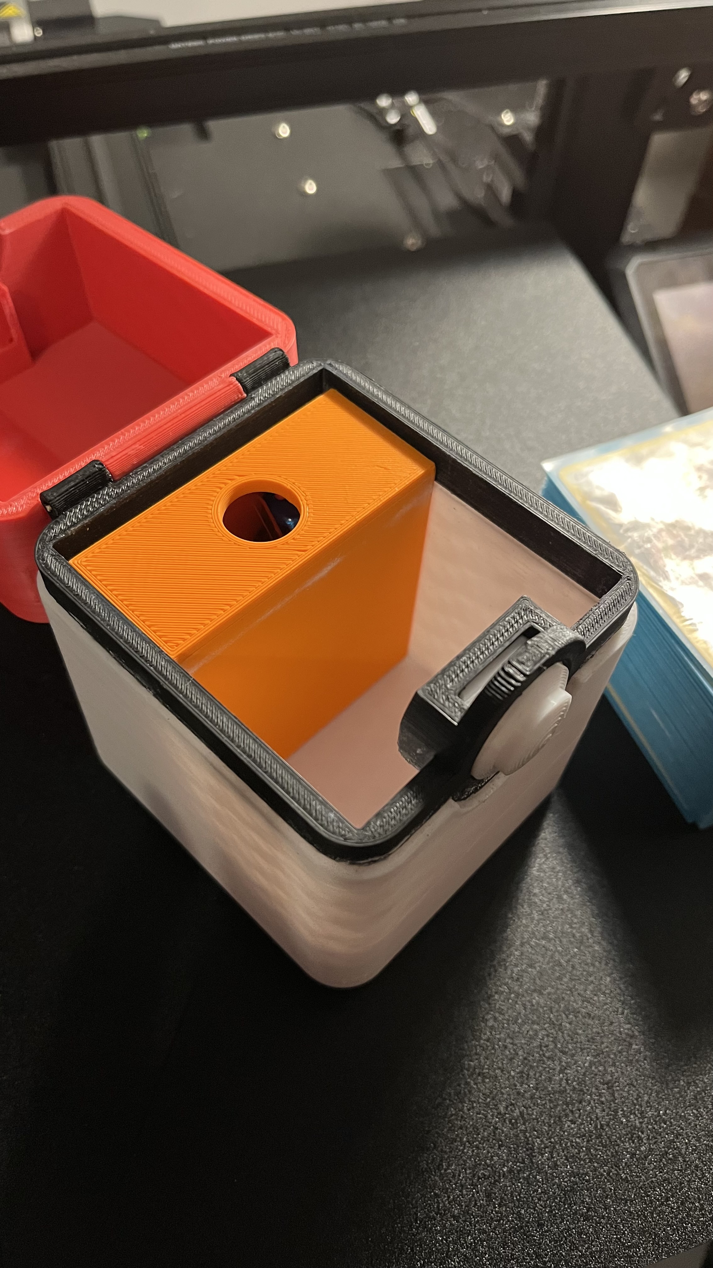 Miniatura 2 do modelo 3D Insert Deck Box Pokemon