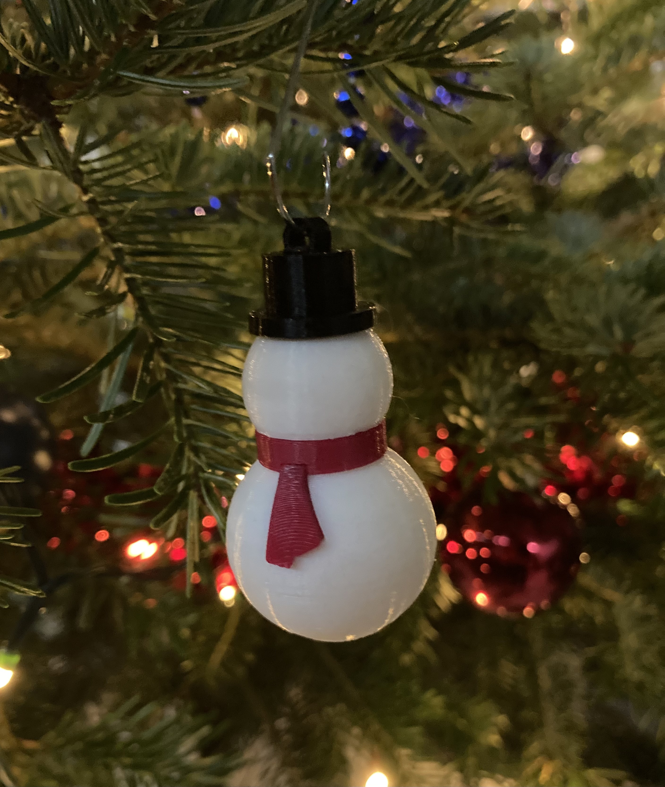 Simple Snowman Ornament (no glue required!)