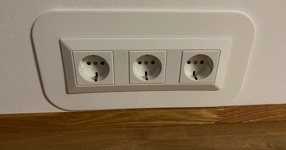 outlet cover by Thomas Download free STL model