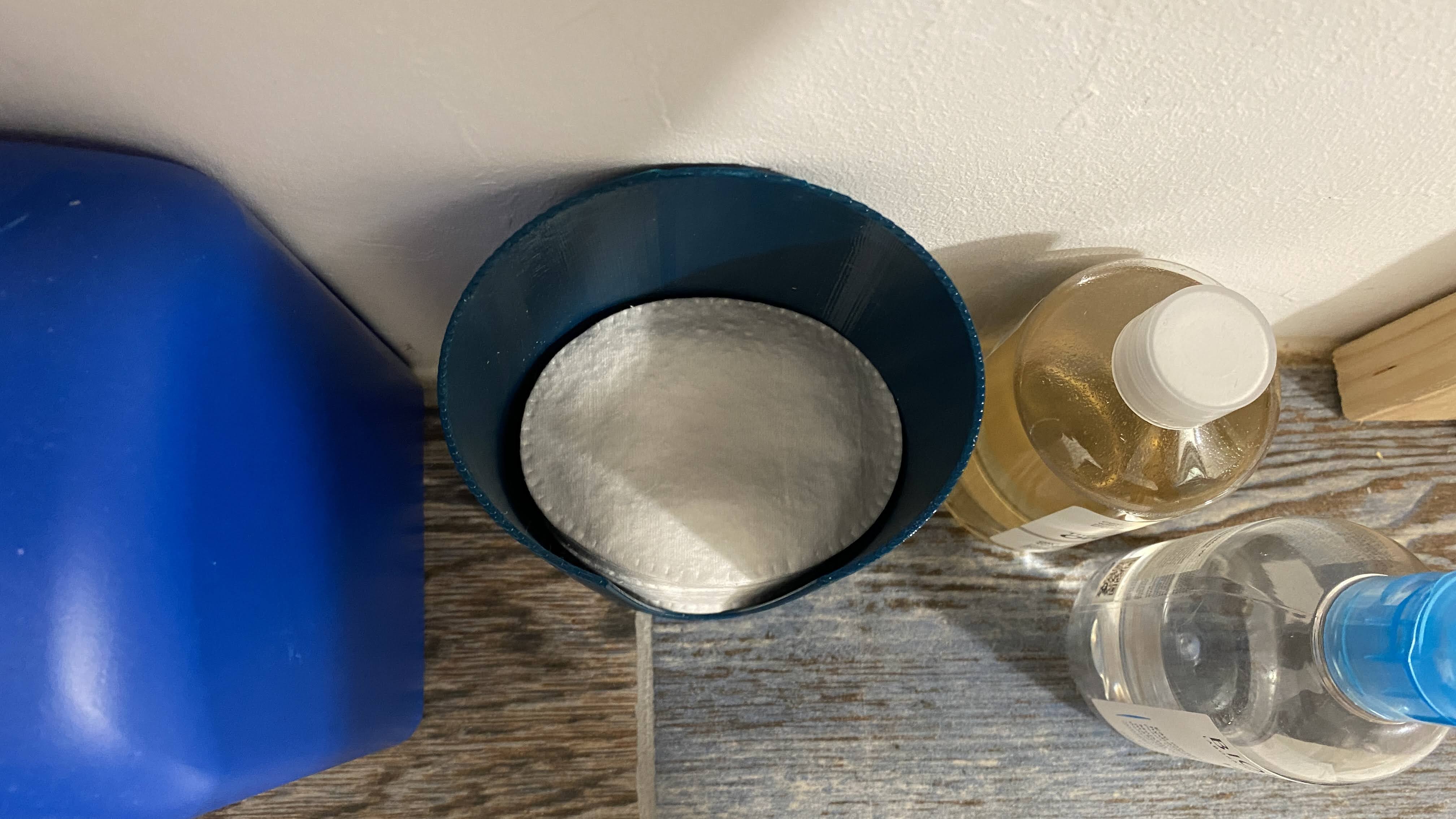 Dispenser for oval cotton pads