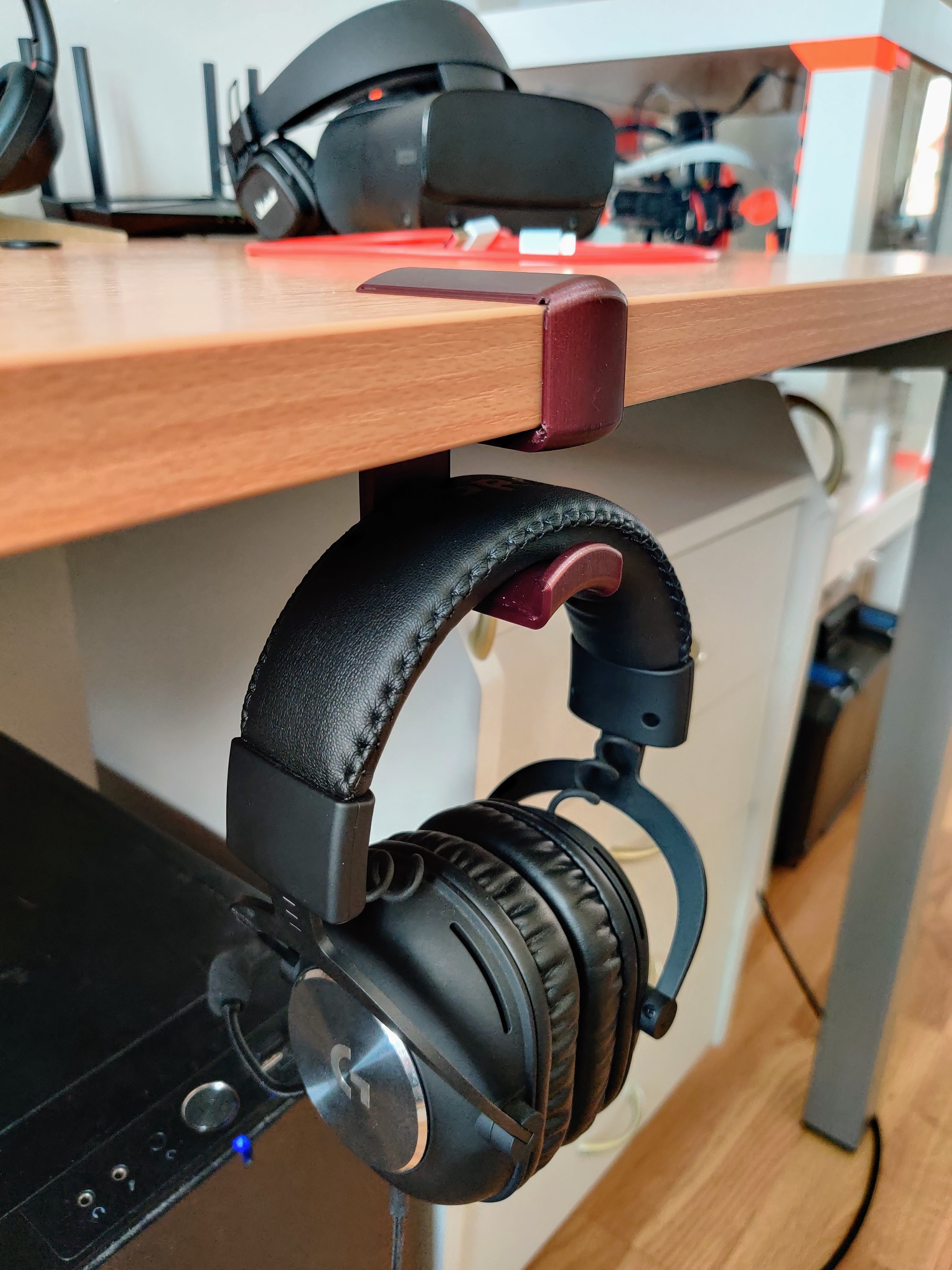 Headphone Table Hook 3D model thumbnail