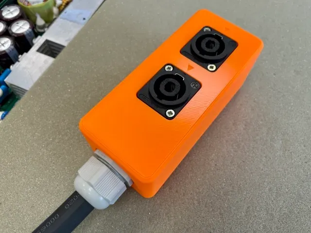 Speaker connectors case