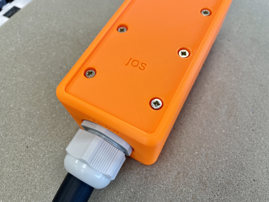 Speaker connectors case by marigu | Download free STL model