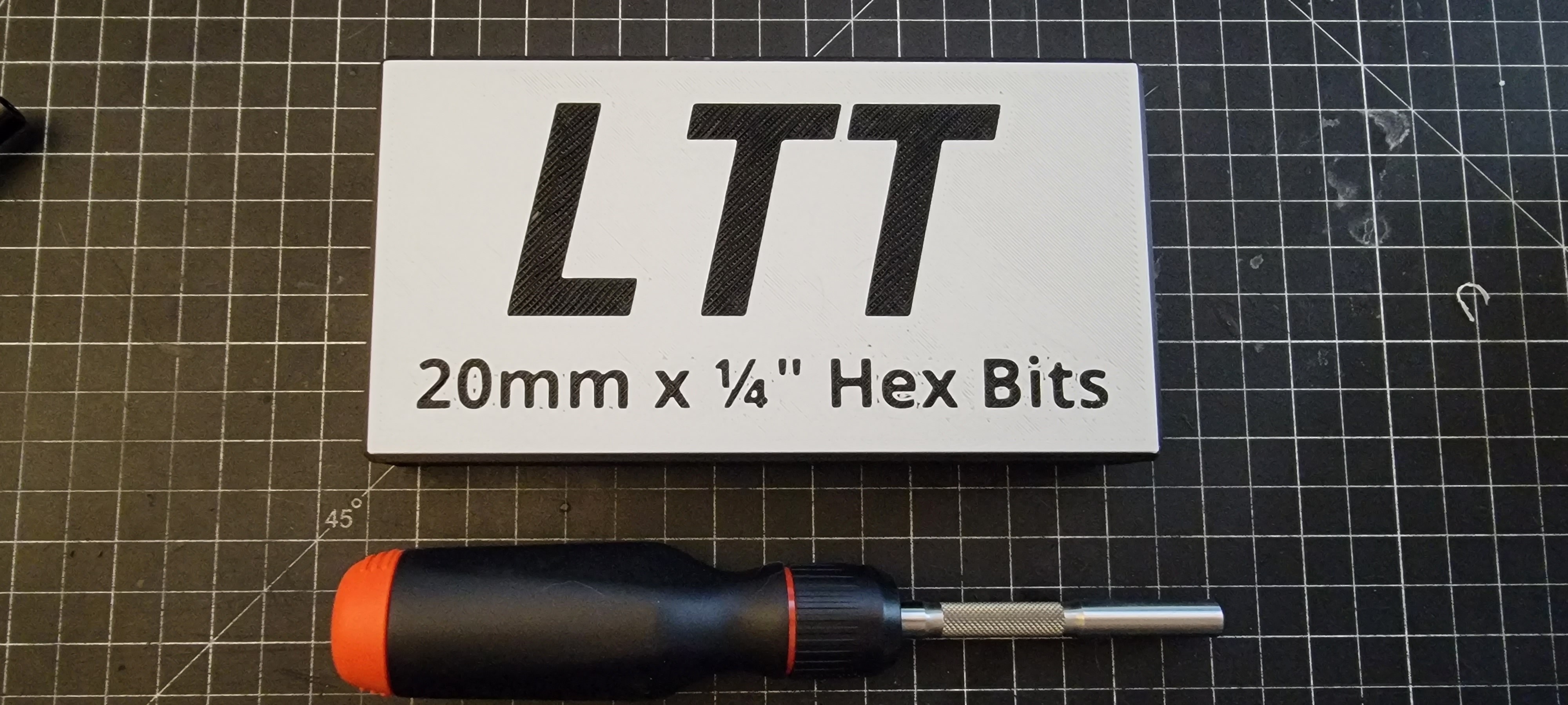 LTT Screwdriver Bit Holder by drak3 Download free STL model