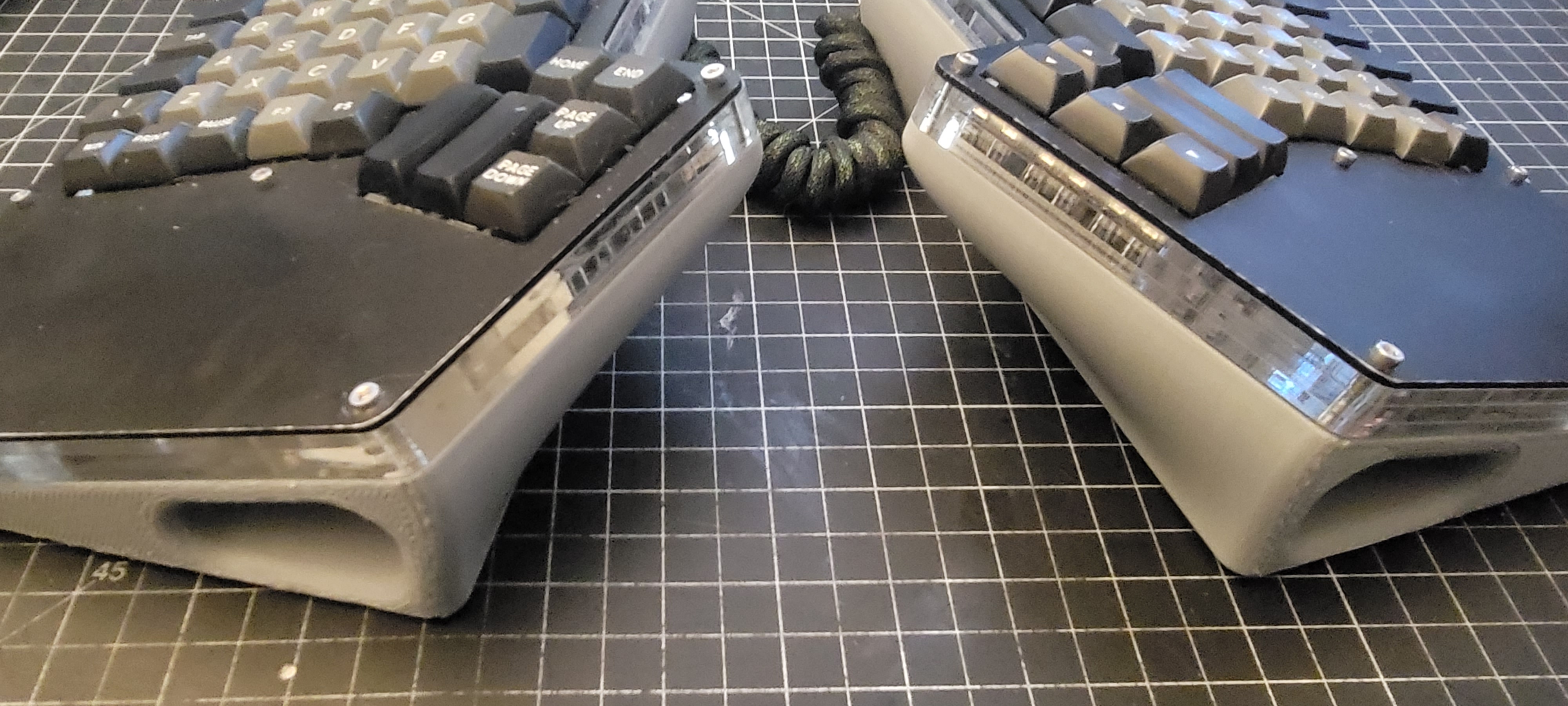 Ergodox tents (full-hand)