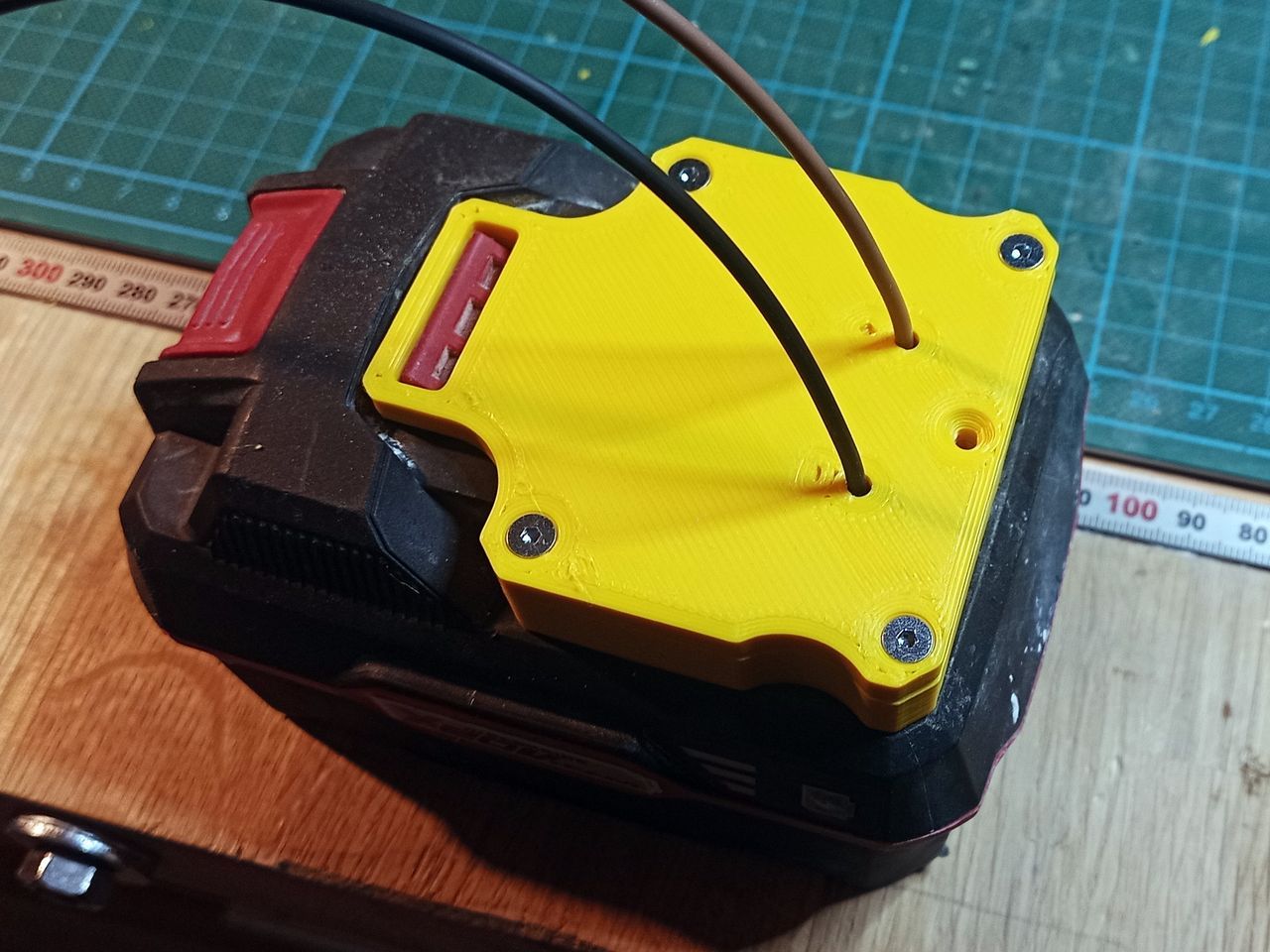 STL file Parkside 20vteam battery ADAPTER 🔋・3D printable model to  download・Cults