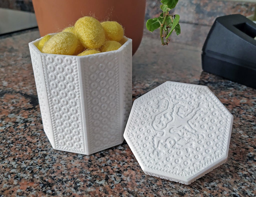 Miniatura 2 do modelo 3D Octogonal box with top