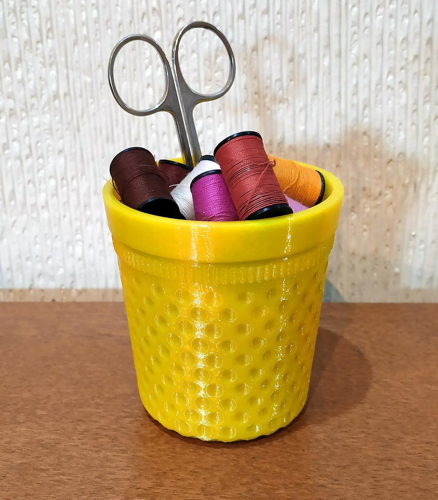 Thimble container or planter — miniatura 3