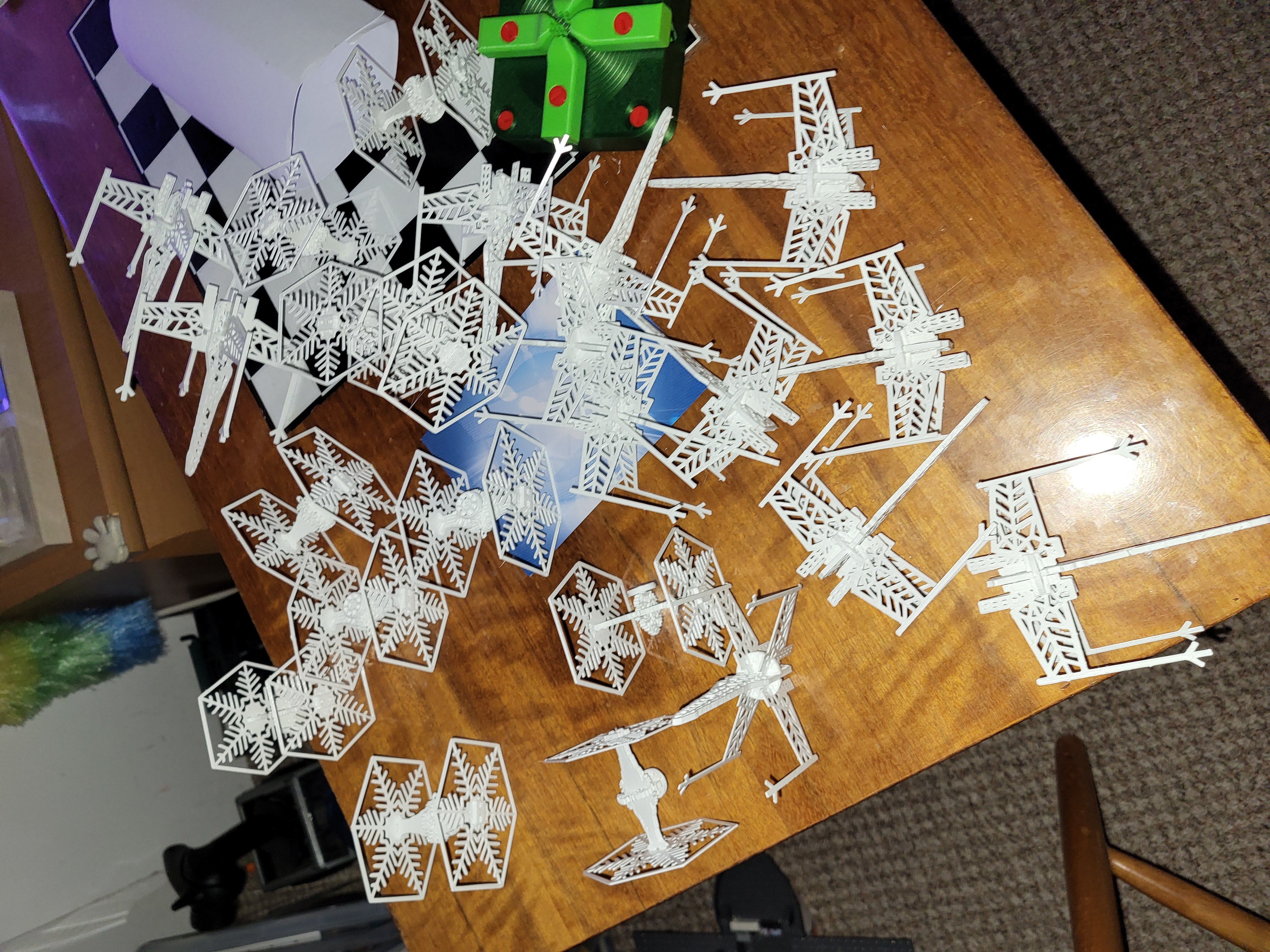Snowflake TIE Fighter faster  print