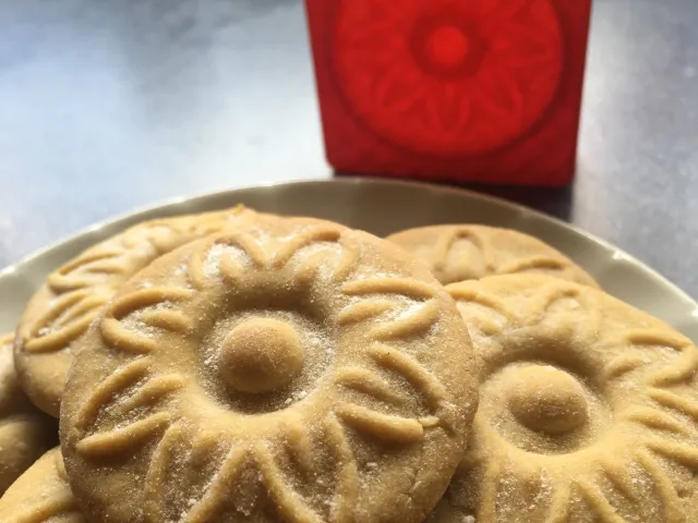 Springerle Flower Biscuit Mold