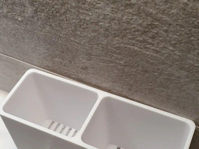Draining Tooth Brush holder