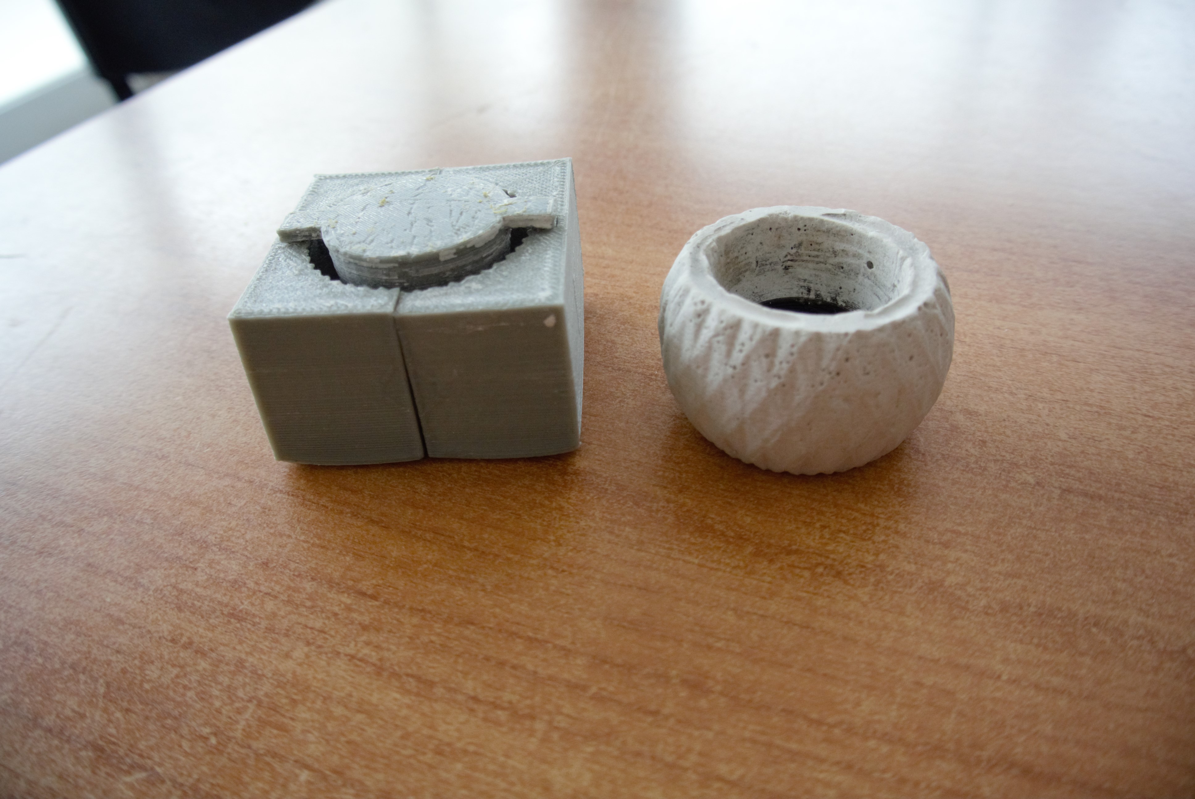 Vase mold pineapple