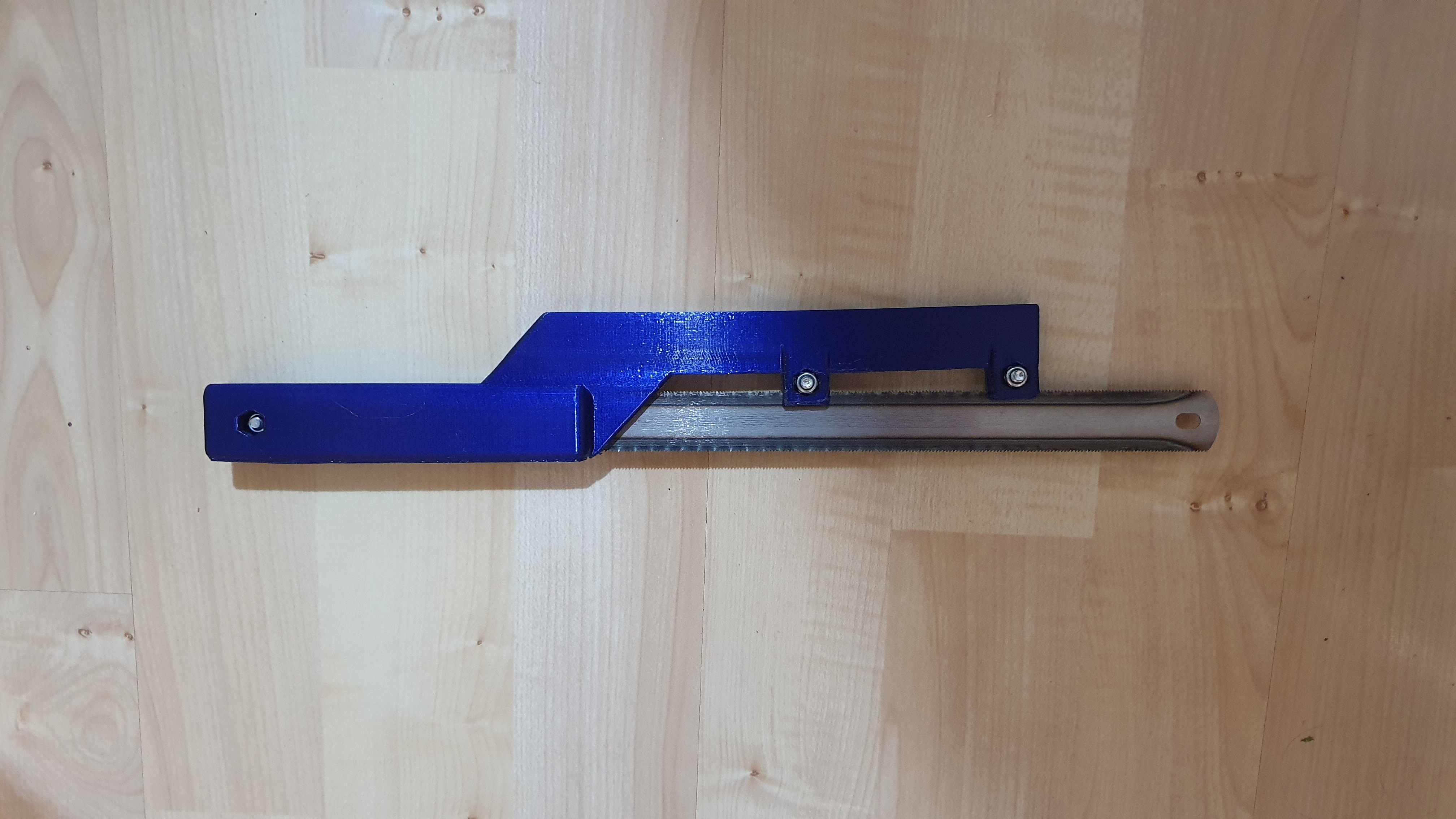 Ruční pila (Saw Handle)