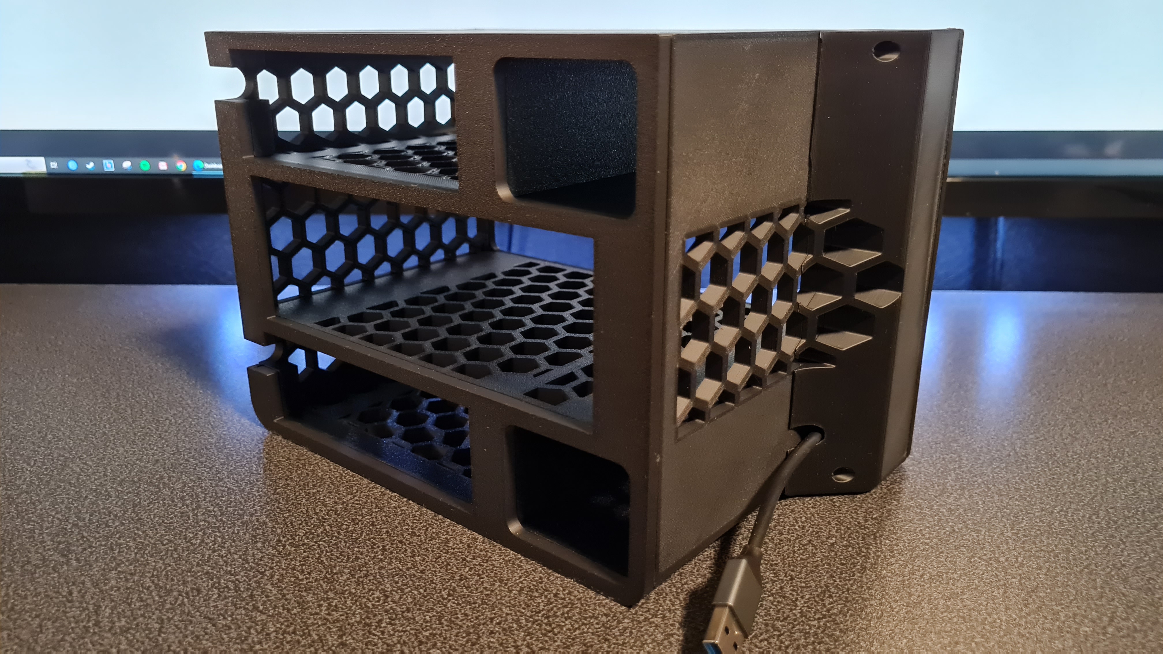 Dayton Audio Amplifier rack by Tomson Design | Download free STL model ...