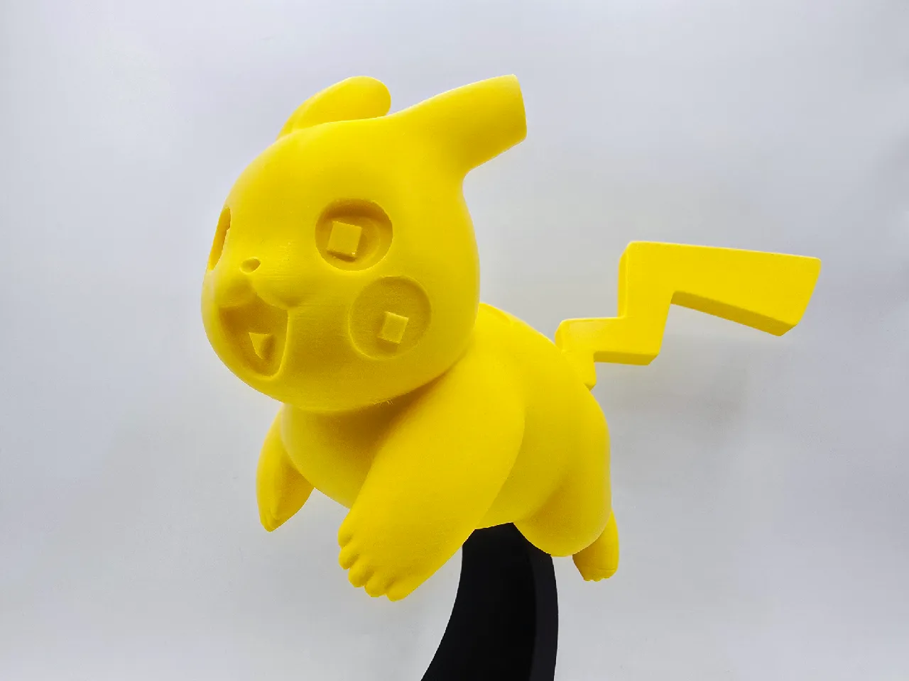 Split Pikachu Running Display (No AMS Version) by FilliFuu