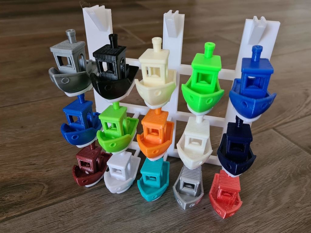 3DBenchy stackable display rack