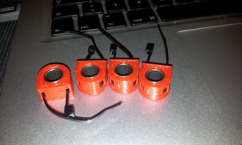 Bracket for 8x10x10 slide bushings (zip-tie mount)
