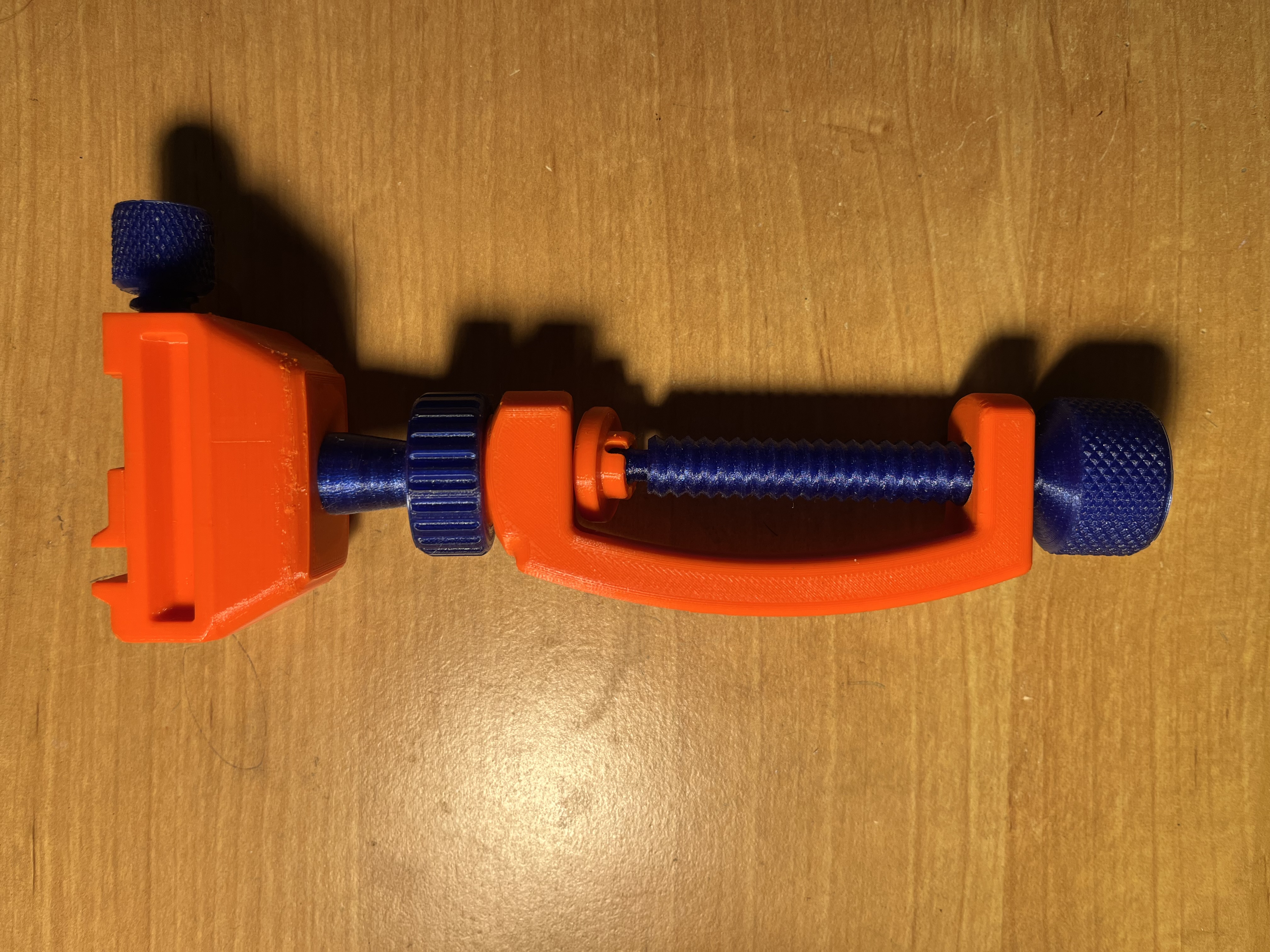 Nano Vise V2 - longer desk clamp screw 3D model thumbnail