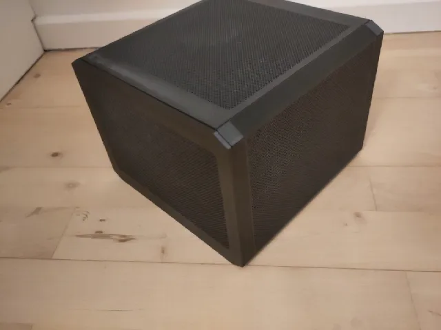 MASS NAS side panel for top/bottom