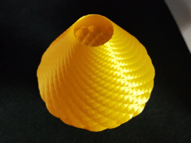 ≋ Pleated Spiral Vase ≋