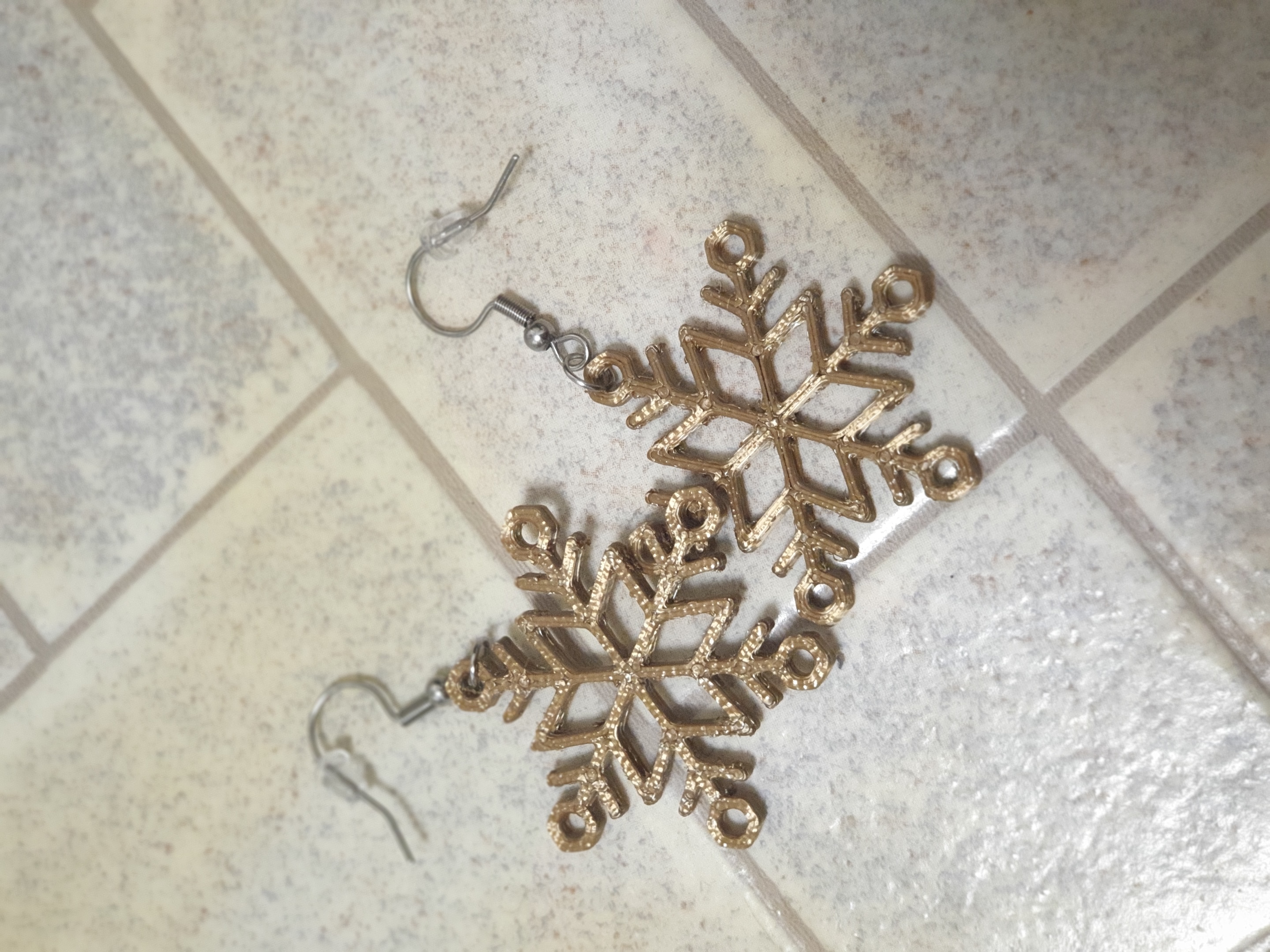 Snowflake ornament - earring