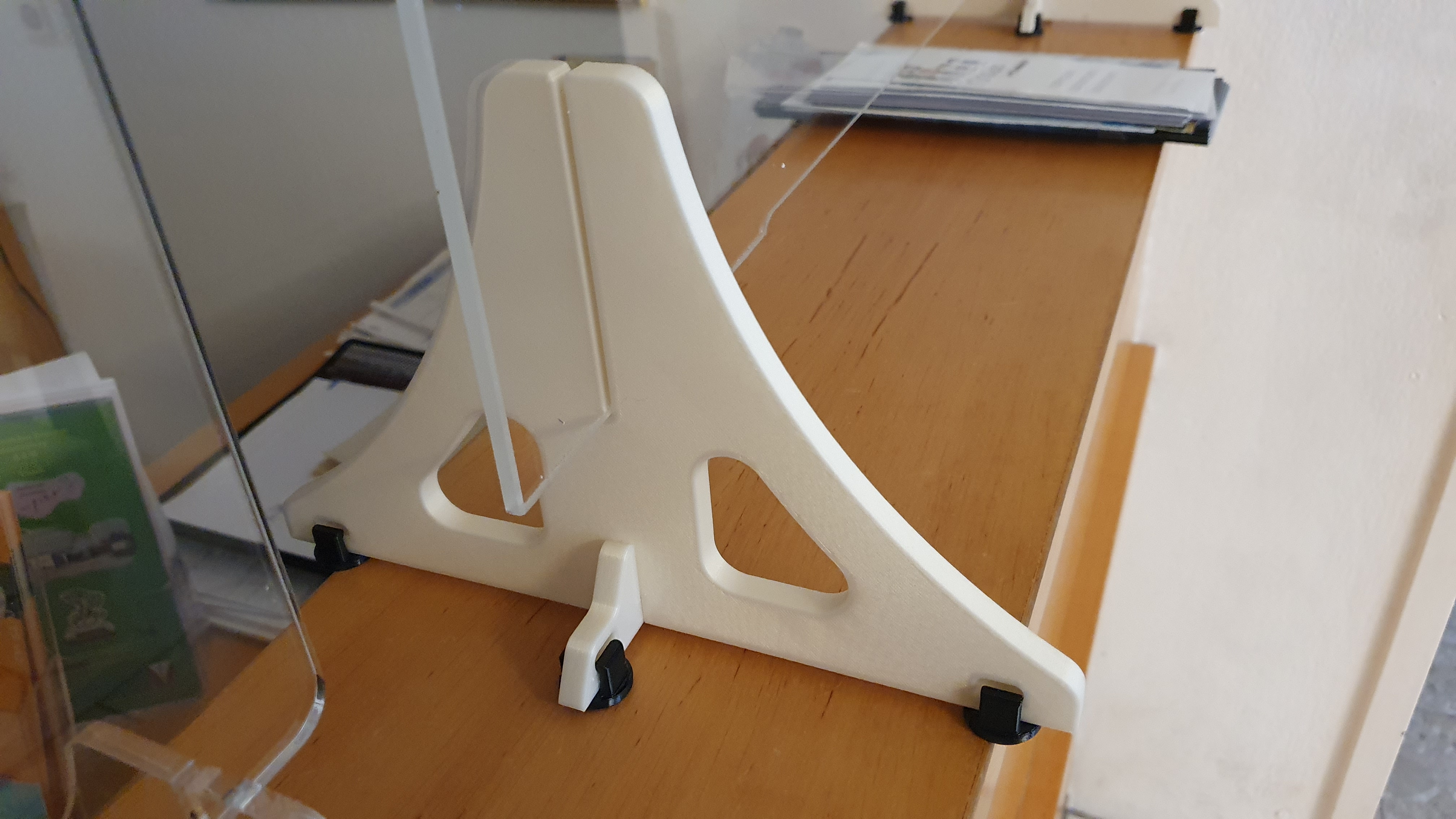 Table stand for Plexiglass  (5 mm)